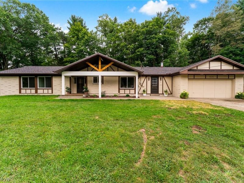 91 Lake Shore Drive, Boardman, OH 44511 Photo 1