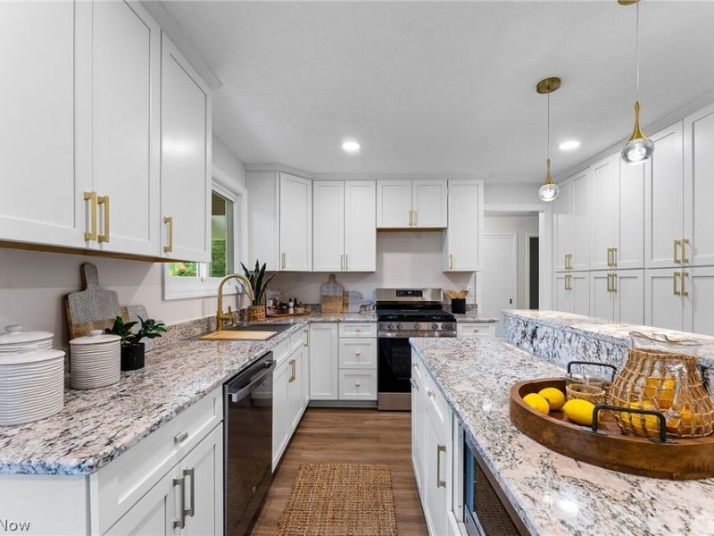 91 Lake Shore Drive, Boardman, OH 44511 Photo 12