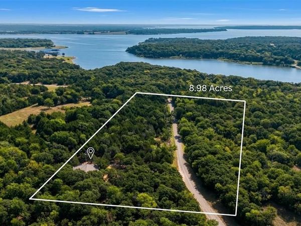 3721 Rock Creek Road, Whitesboro, TX 76273