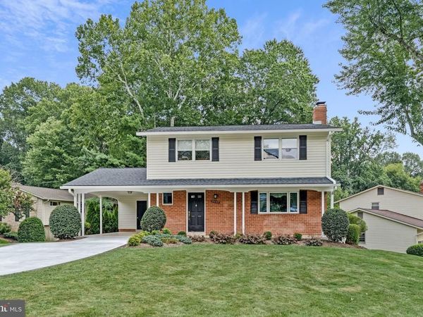 5000 GAINSBOROUGH DRIVE, FAIRFAX, VA 22032