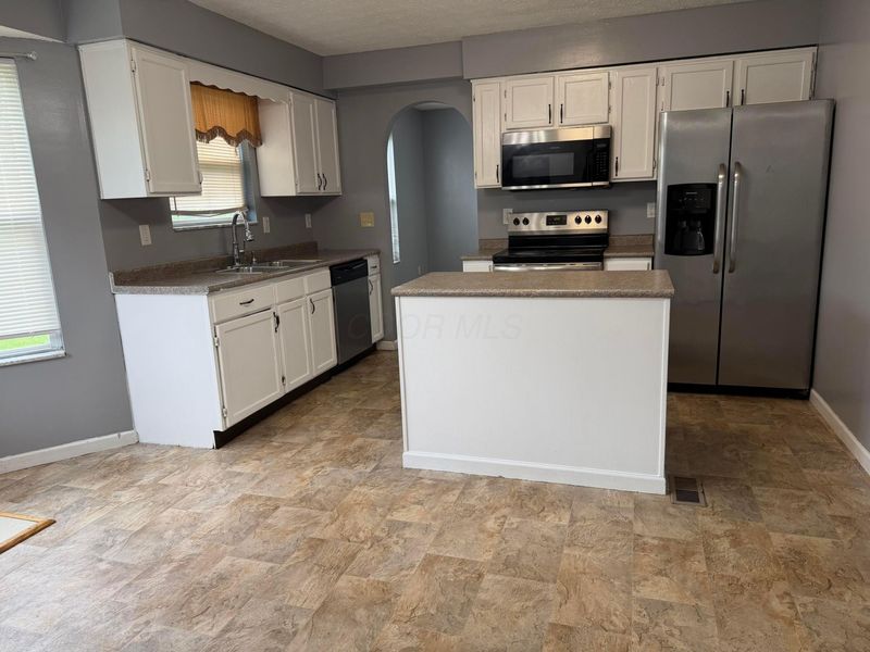 5771 Tampico Drive , Galloway, OH 43119 Photo 10