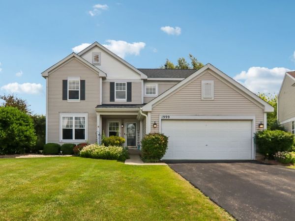 1999 Sparrow Circle , Round Lake, IL 60073
