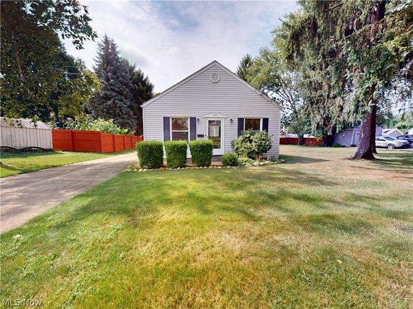 320 Ontario Street , Akron, OH 44310