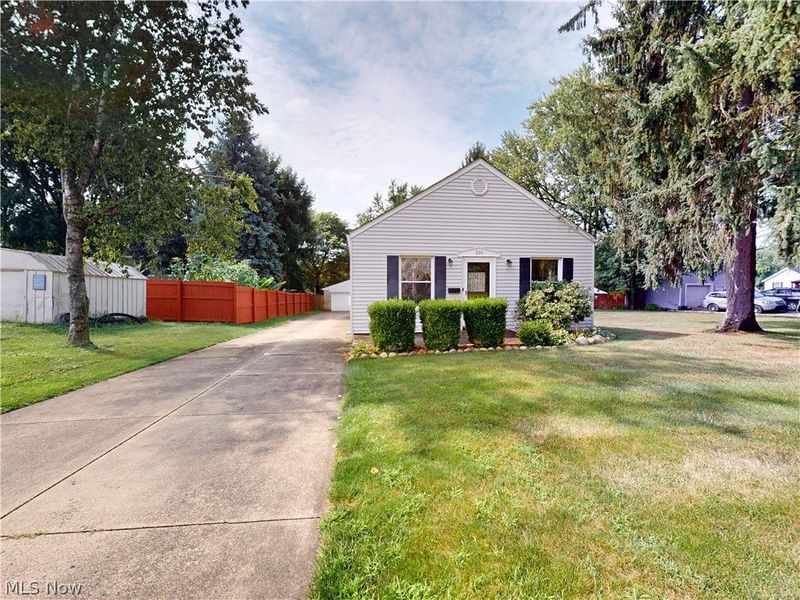 320 Ontario Street , Akron, OH 44310 Photo 2