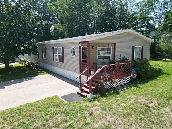 14279 Winters Creek W, West Olive, MI 49460