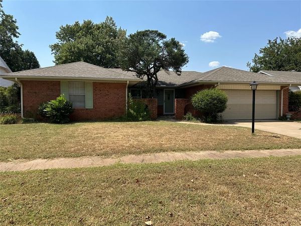 1101 Washington Street, Edmond, OK 73034