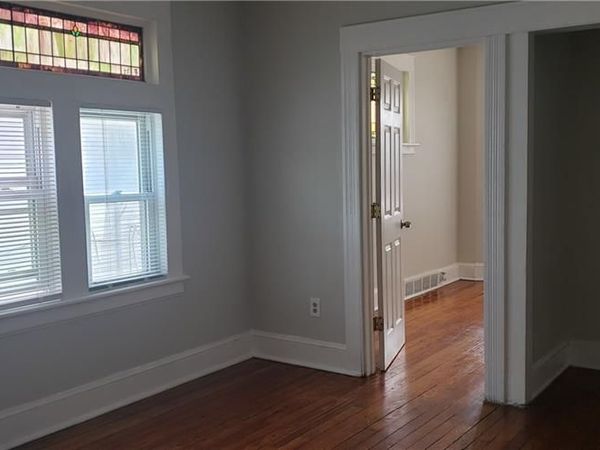 111 Smith , Unit 1st, Bridgeport, CT 06607