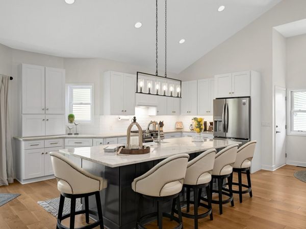 15720 17th Place N, Plymouth, MN 55447