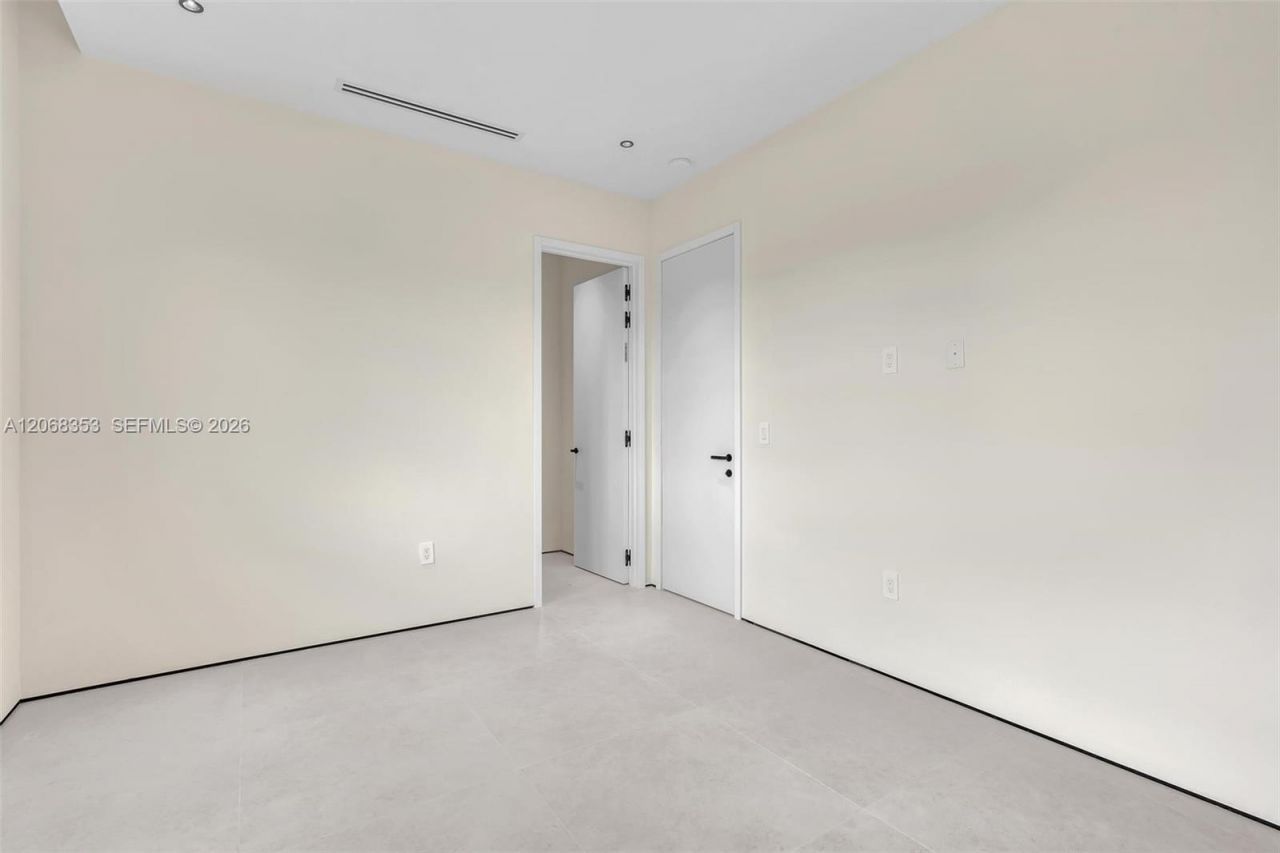 2220 SW 14th St, Miami, FL 33145 Photo