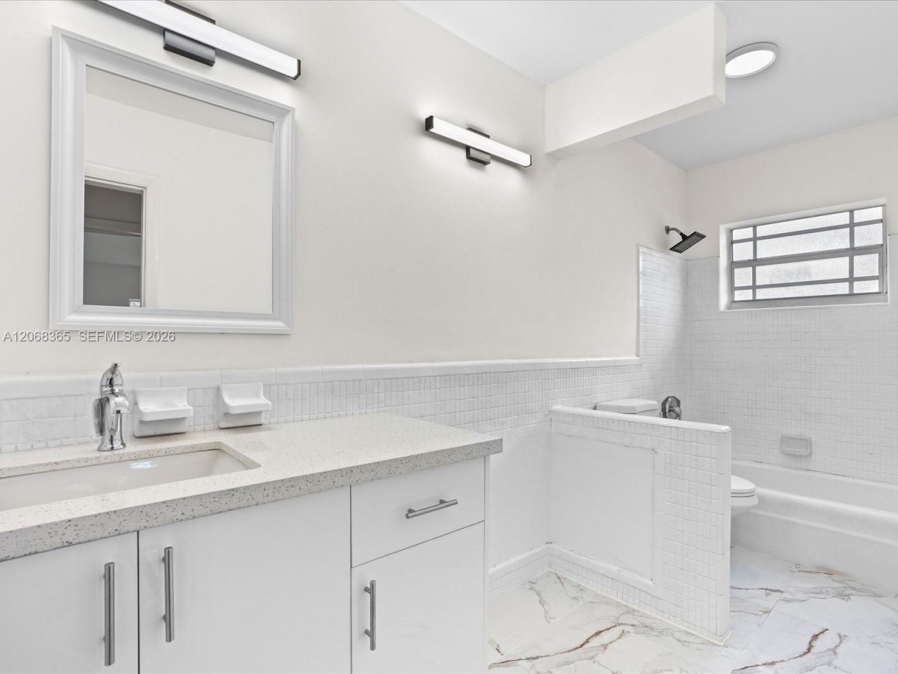 4545 NW 39th St, Lauderdale Lakes, FL 33319 Photo