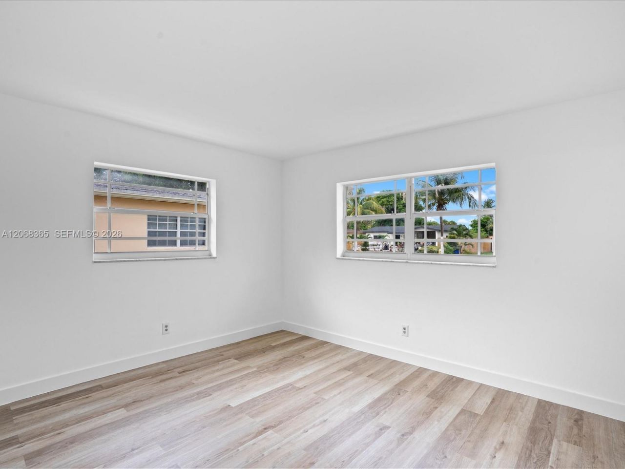 4545 NW 39th St, Lauderdale Lakes, FL 33319 Photo