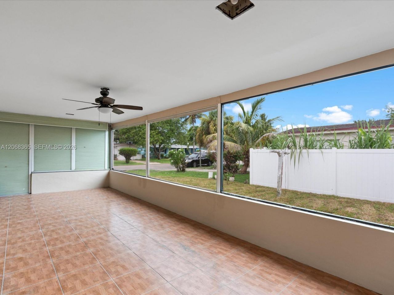 4545 NW 39th St, Lauderdale Lakes, FL 33319 Photo