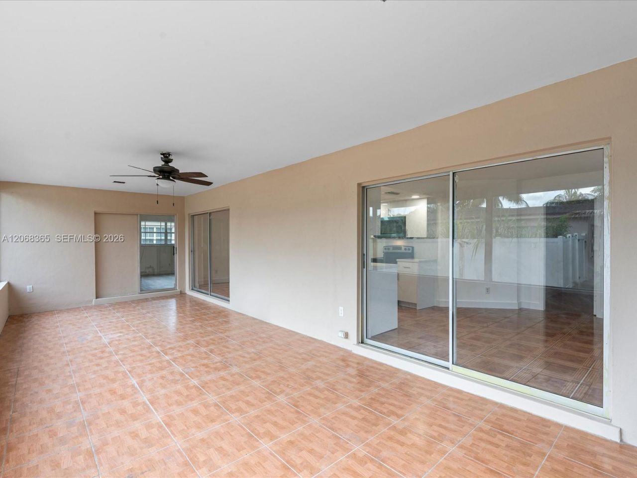 4545 NW 39th St, Lauderdale Lakes, FL 33319 Photo