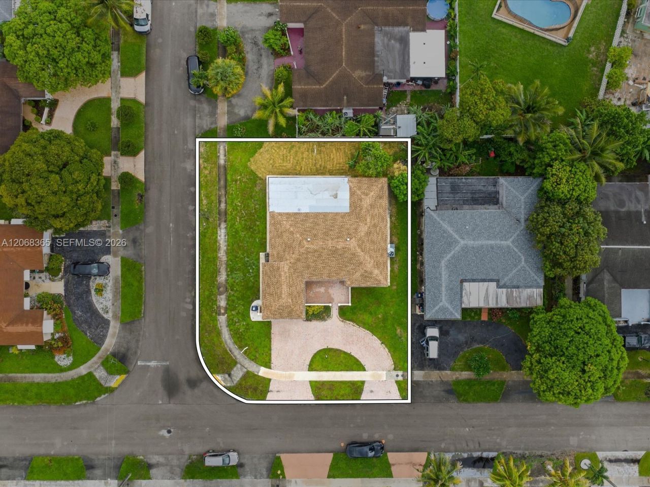 4545 NW 39th St, Lauderdale Lakes, FL 33319 Photo