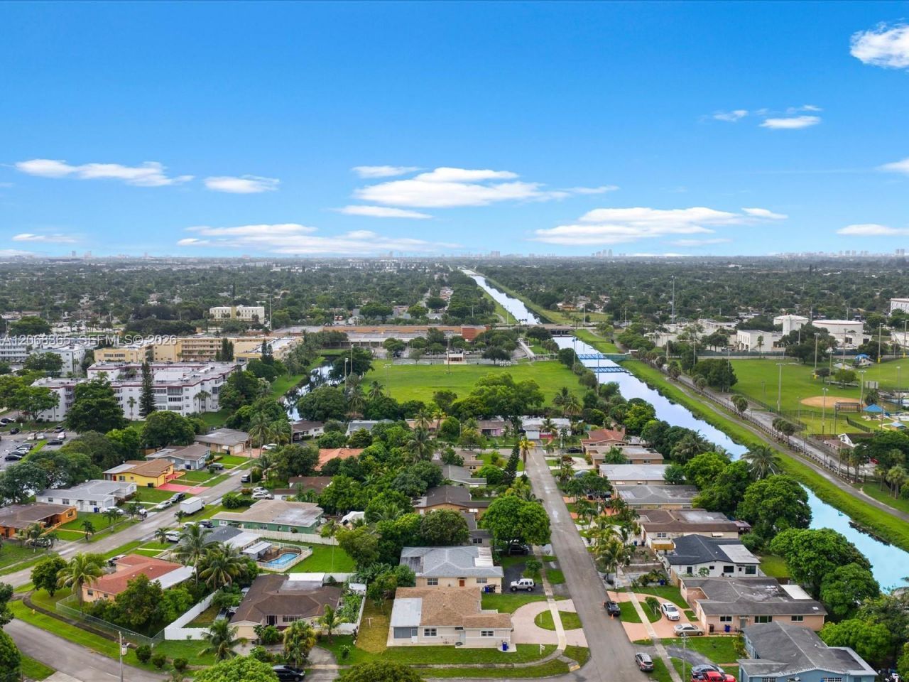4545 NW 39th St, Lauderdale Lakes, FL 33319 Photo