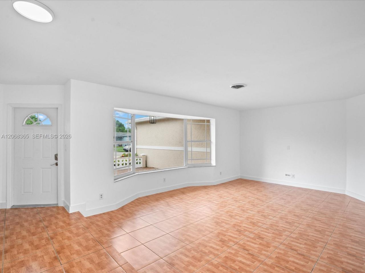 4545 NW 39th St, Lauderdale Lakes, FL 33319 Photo