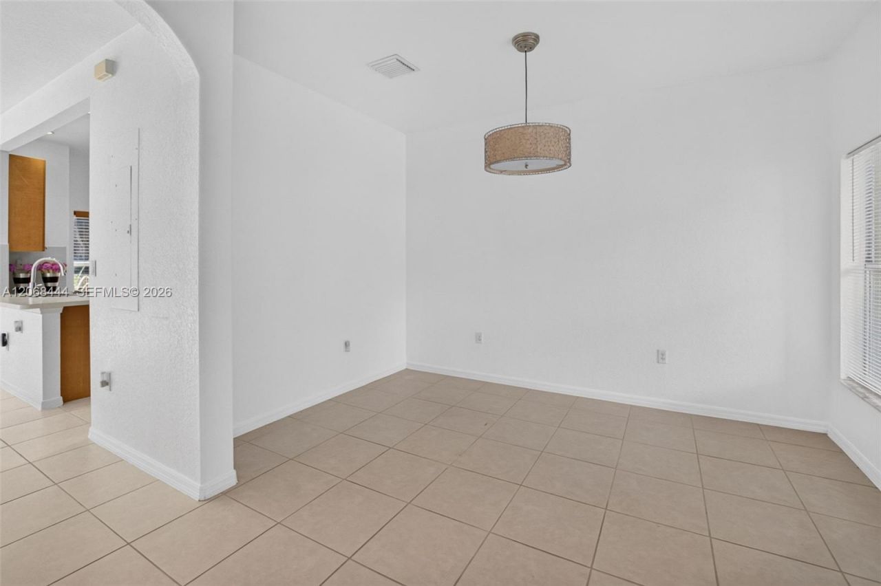 218 Lake Monterey Cir, Boynton Beach, FL 33426 Photo