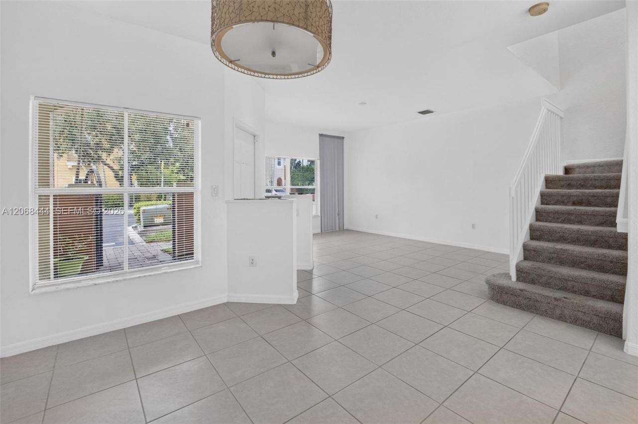 218 Lake Monterey Cir, Boynton Beach, FL 33426 Photo