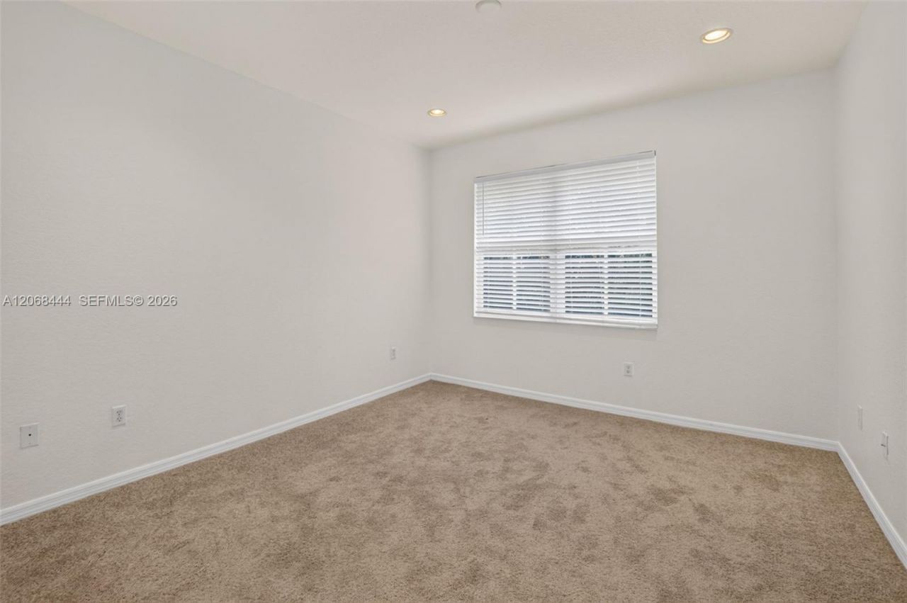 218 Lake Monterey Cir, Boynton Beach, FL 33426 Photo