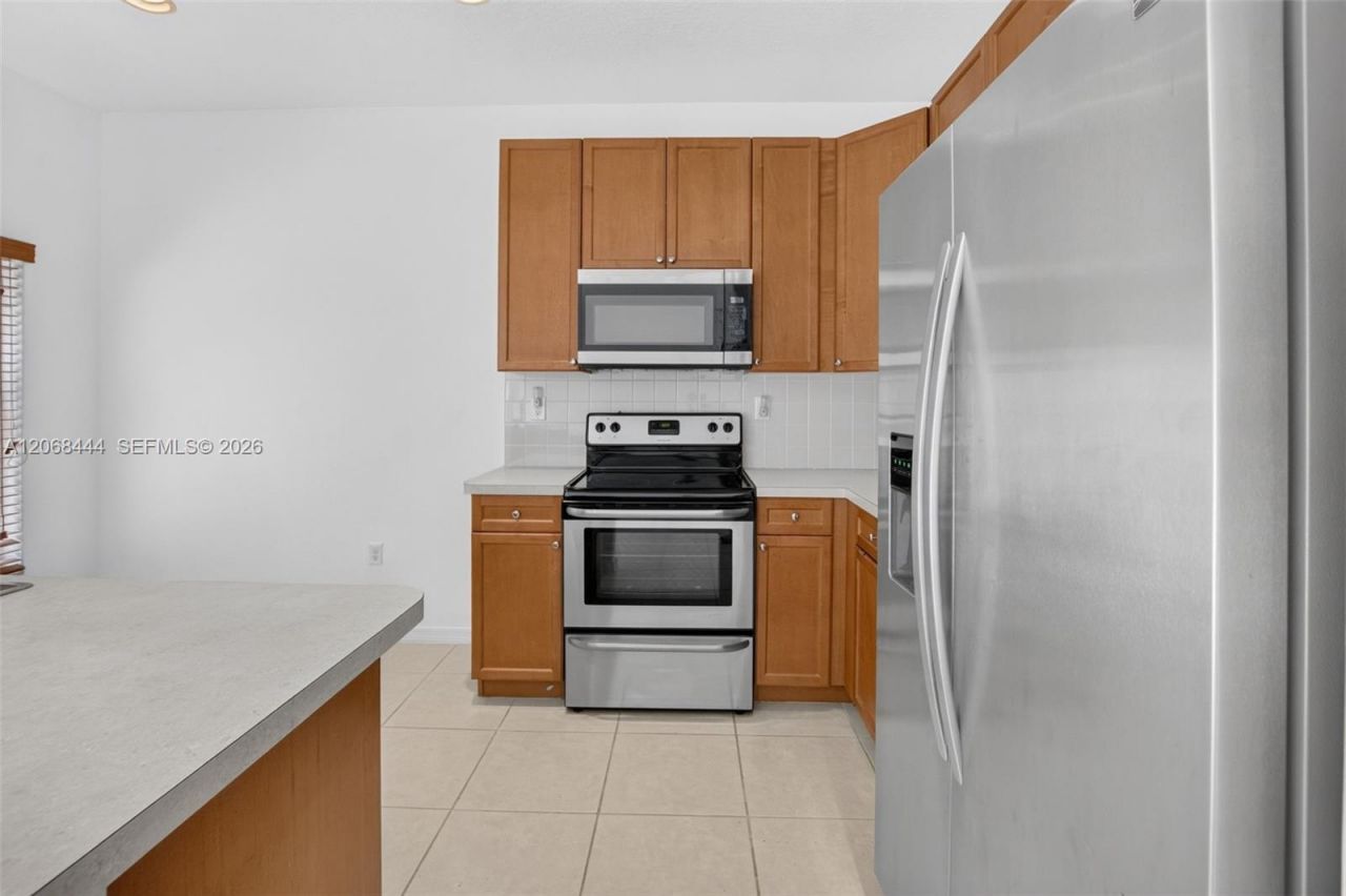 218 Lake Monterey Cir, Boynton Beach, FL 33426 Photo