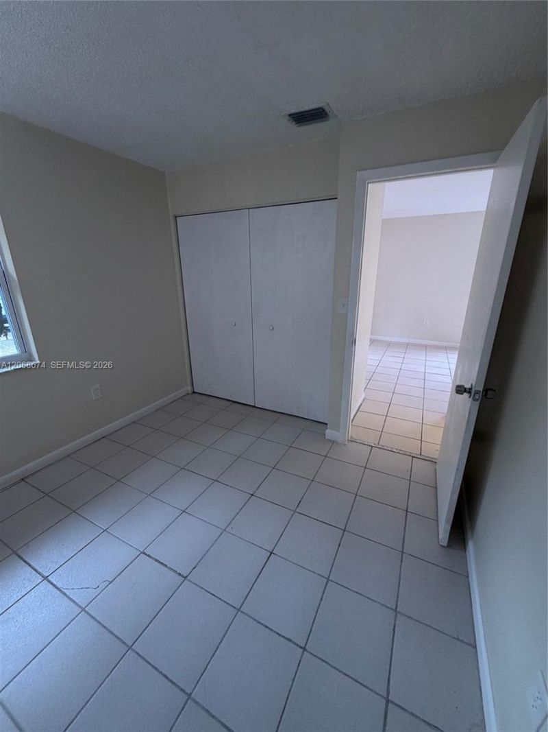 70 SW 14th Ter , Homestead, FL 33030 Photo