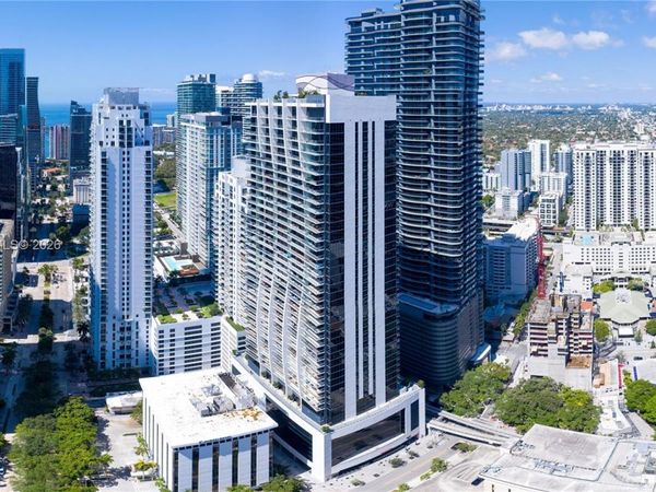 1010 Brickell Ave , Unit 3905, Miami, FL 33131