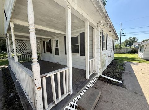 Main Photo