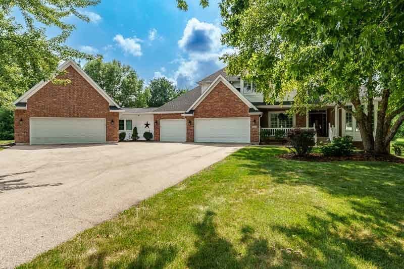 9850 Ridge Way, Rockford, IL 61107 Main Photo