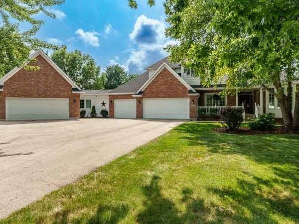 9850 RIDGE WAY, Rockford, IL 61107