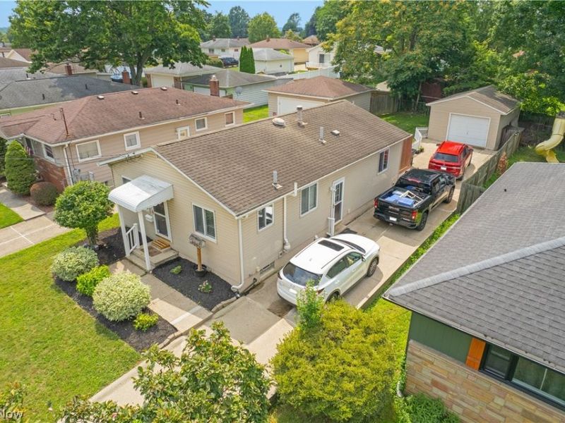 510 Hilbish Avenue , Akron, OH 44312 Photo 1
