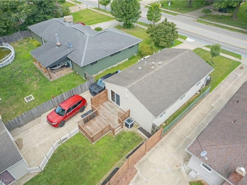 510 Hilbish Avenue, Akron, OH 44312 Photo 2