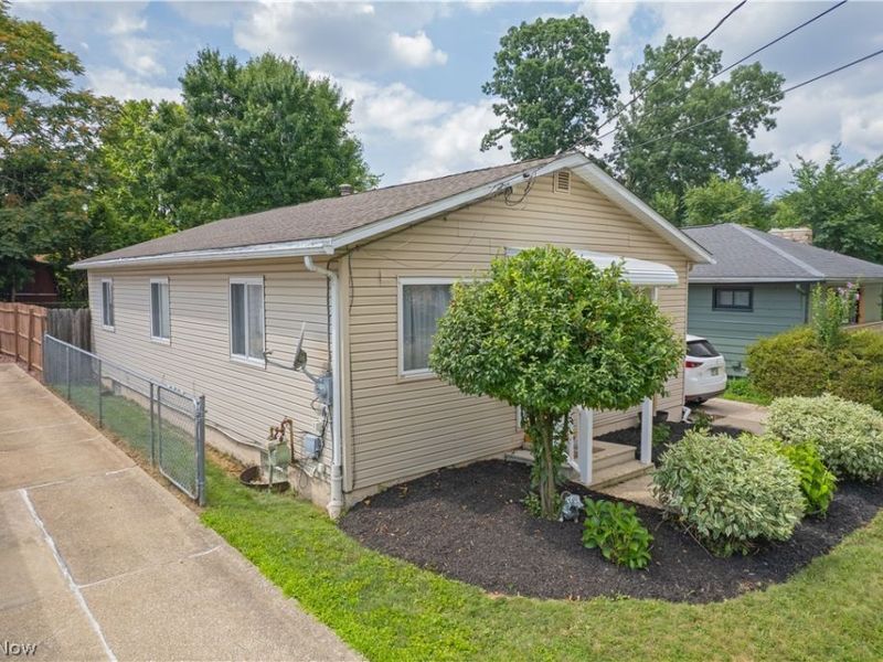510 Hilbish Avenue , Akron, OH 44312 Photo 4