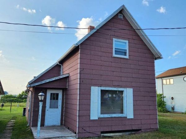 413 St Claire Street, Ashland, WI 54806