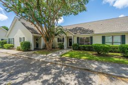 909 E Estates Boulevard photo 4