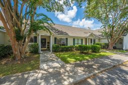 909 E Estates Boulevard photo 4