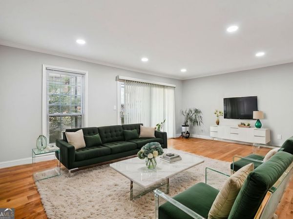 6851 Roswell Road, Unit F32, Sandy Springs, GA 30328