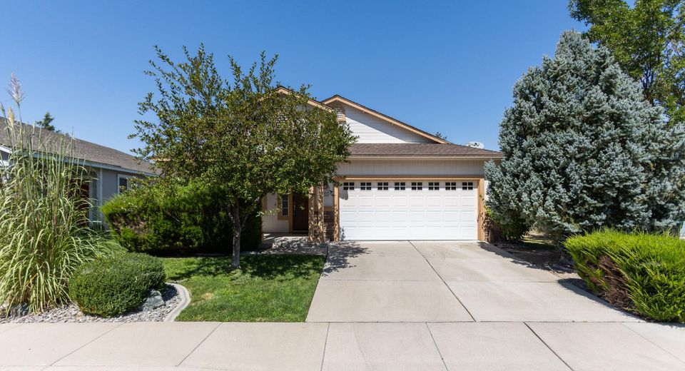 2125 Evergreen Park Drive, Reno, NV 89521 Photo