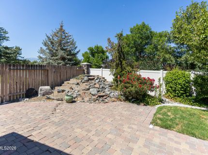 2125 Evergreen Park Drive, Reno, NV 89521 Photo