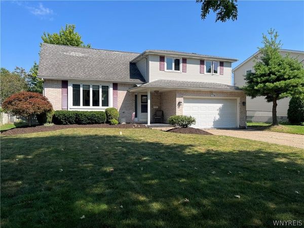 219 Sagewood , Buffalo, NY 14221