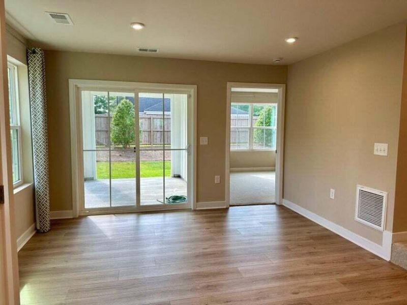 107 Oxbow Drive Photo 6