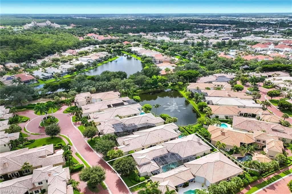 9154 Torrefino Ct , Naples, FL 34109 Photo