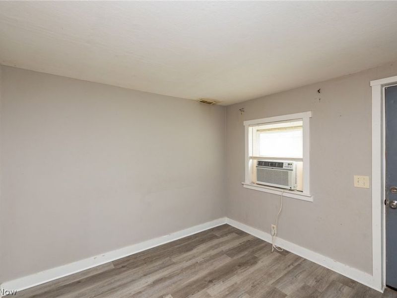 796 Lindsay Avenue, Akron, OH 44306 Photo 3