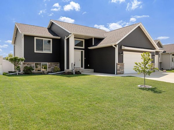 2102 14th Avenue NE, Austin, MN 55912