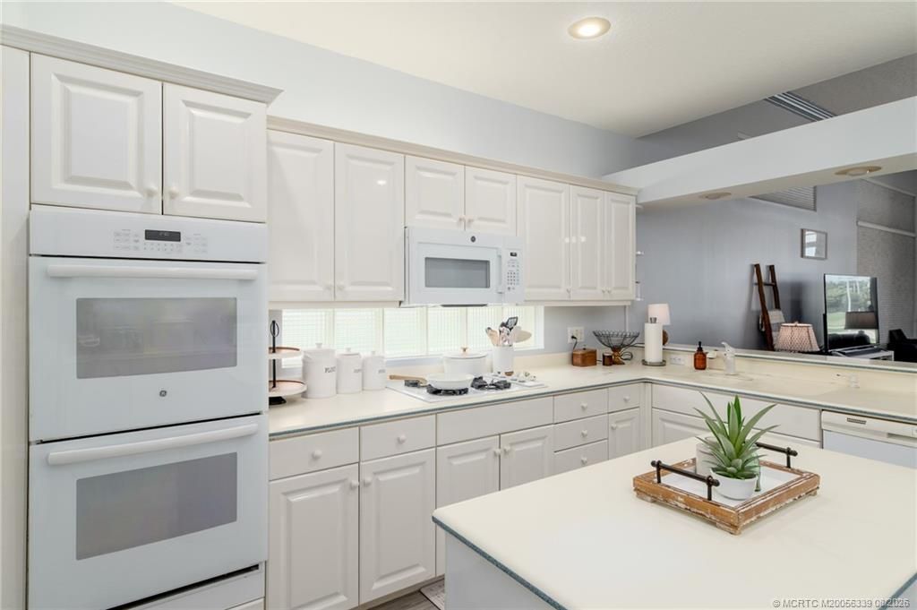 1409 SE Glencoe Court, Port Saint Lucie, FL 34952 Photo