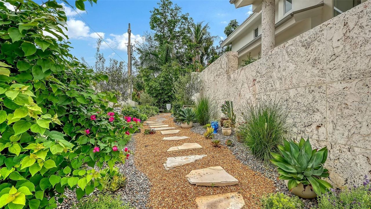1209 Westway Drive, Sarasota, FL 34236 Photo