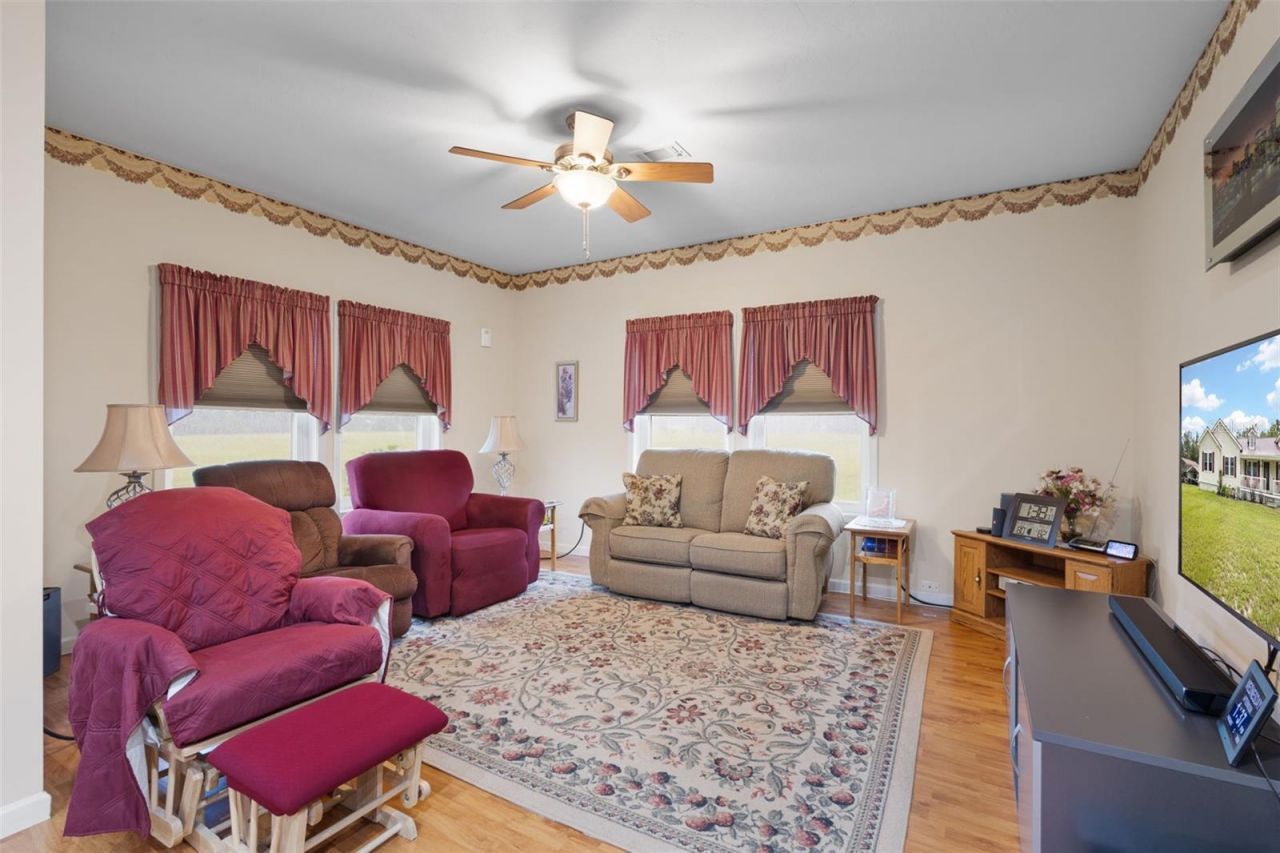 4700 NW 26th Street, Bell, FL 32619 Photo