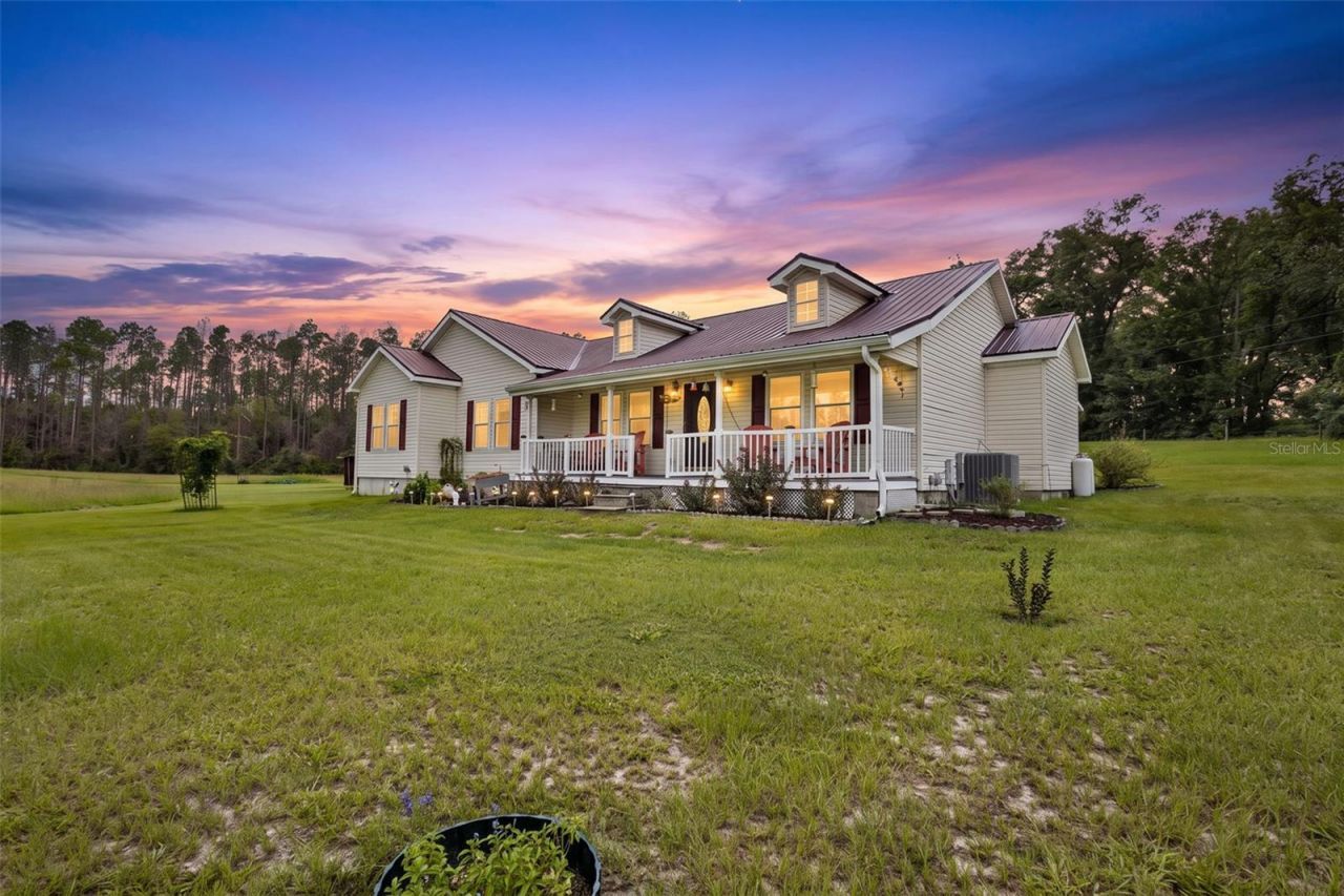 4700 NW 26th Street, Bell, FL 32619 Photo