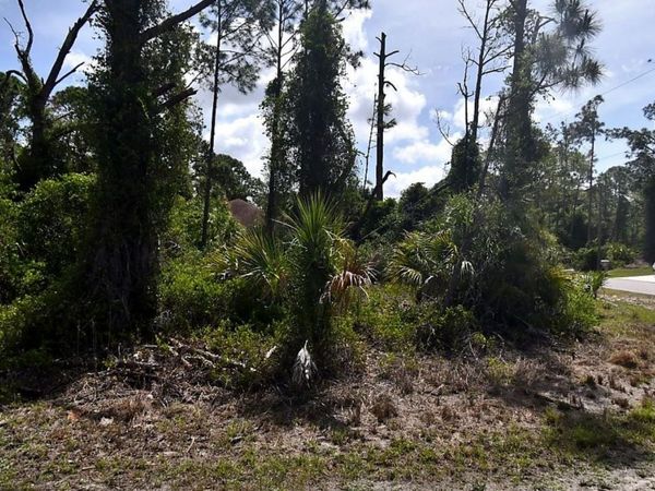 LASKIN AVENUE, NORTH PORT, FL 34291