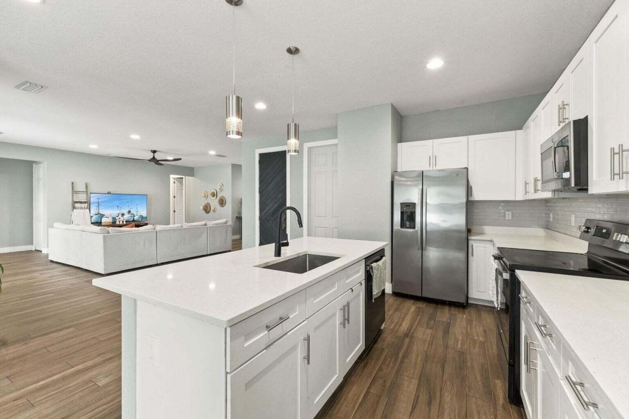 601 SW S Quick Circle, Unit 601, Port Saint Lucie, FL 34953 Photo