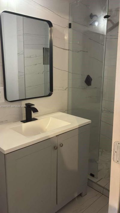 5950 NW 114th St- Efficiency 1,, Hialeah, FL 33012 Photo